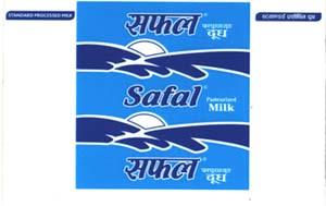 SAFAL STANDARD MILK (and logo) trademark logo