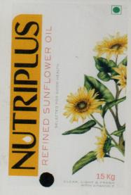 NUTRIPLUS REFINED SUNFLOWER OIL (and logo) trademark logo