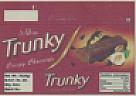 SAGUN TRUNKY CRISPY CHOCOLATE (and logo) trademark logo