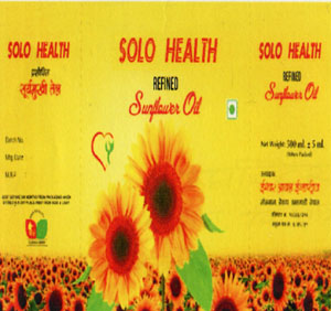 SOLO HEALTH (and logo) trademark logo